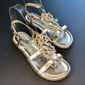 Girls size 2 sandals Silver strapped rhinestone formal or dress up